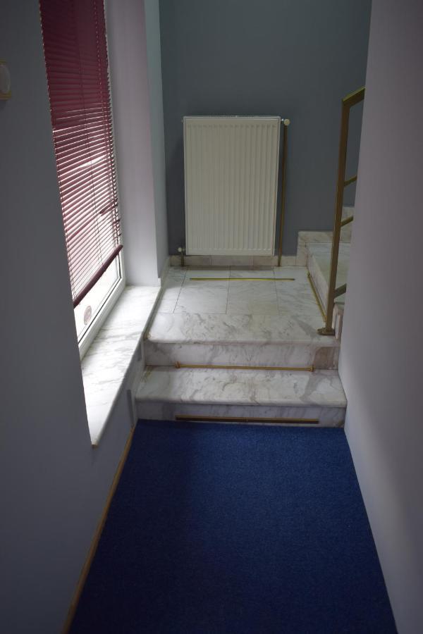 Klara'S Apartment Ni 외부 사진